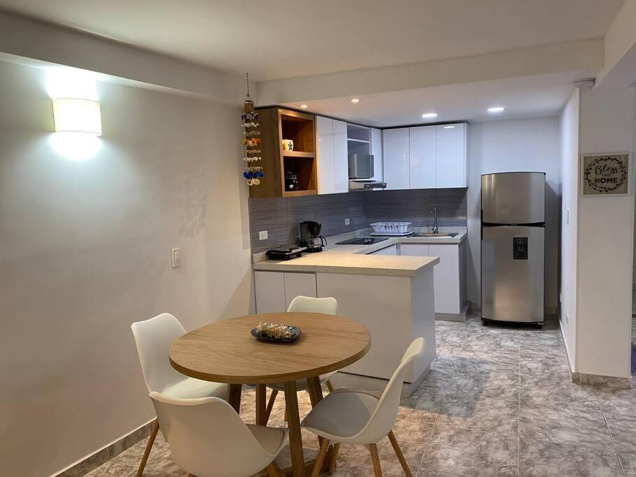 Hermoso Apartamento Recien Remodelado Zona Top San Andrés Exterior photo